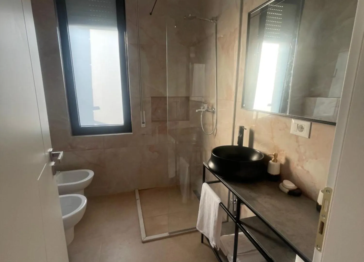 Elysium Apartment Tirana