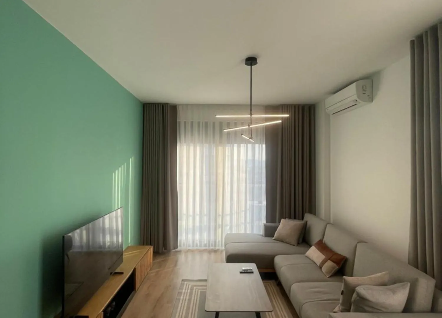 Elysium Apartment Tirana 0*,  Albania